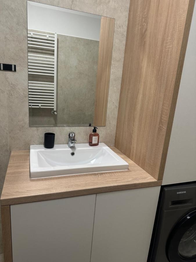 Daybreak Mood / A Fancy Place Apartment Яш Екстериор снимка